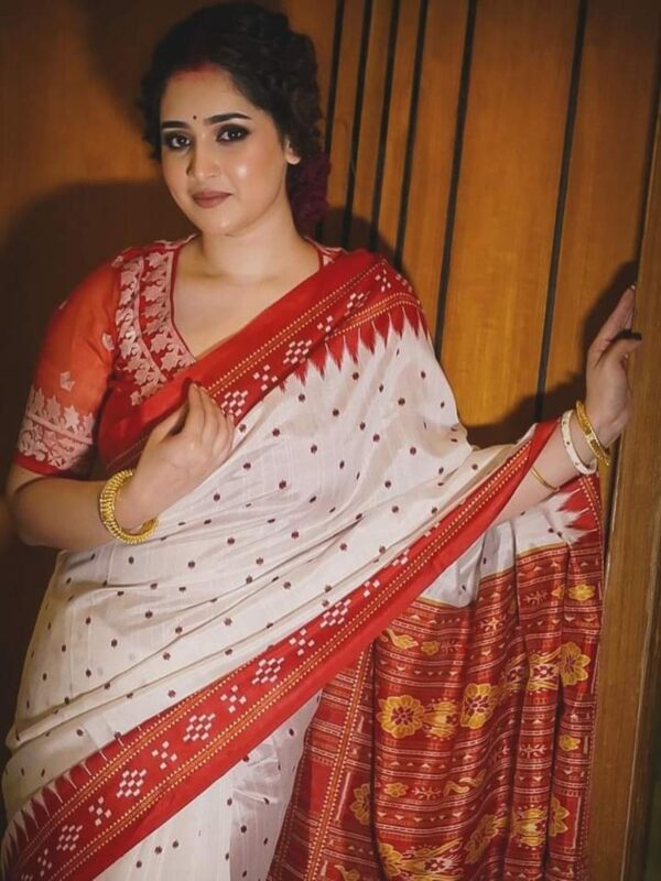 Elegant Half-Silk Skin Print Saree with Blouse Piece – Modern & Original Design